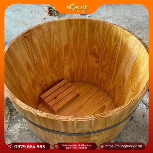 bồn tắm gỗ pơ mu dáng tròn bo viền đẹp