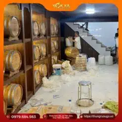 Giá thùng rượu gỗ sồi nga nhập khẩu nguyên chiếc thùng rượu gỗ sồi trang trí